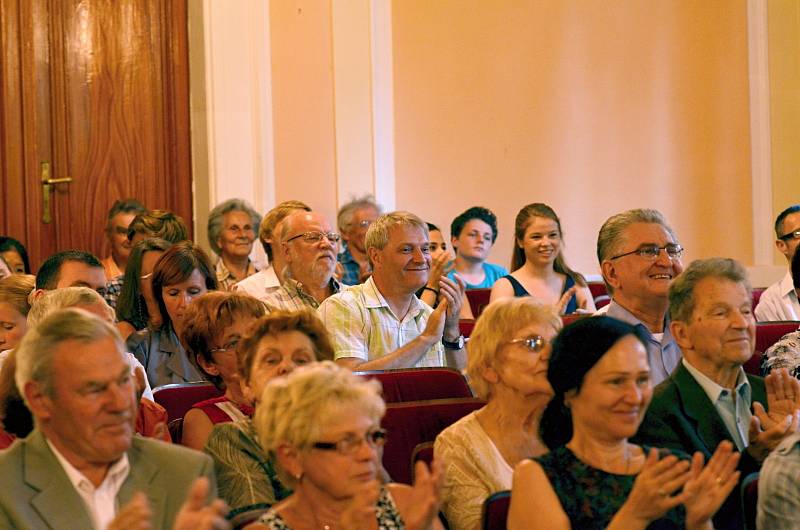 Zahajovací koncert houslových kurzů v Litomyšli.