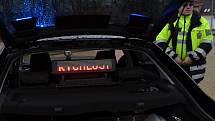 POLICISTÉ mají díky radaru a tabletu okamžité informace o projíždějících vozidlech, a to i v nočních hodinách. Odhalili už také první řidiče, kteří se dopustili dopravních přestupků.