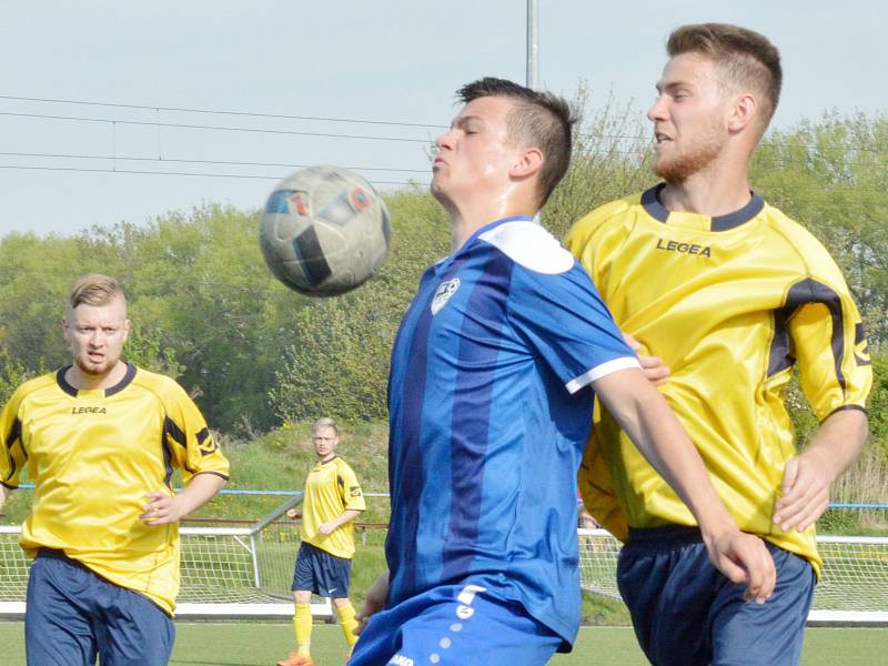 Z utkání TJ Svitavy B vs. SK Vysoké Mýto B (2:1).