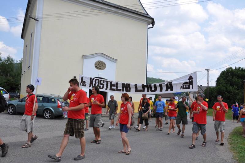 O víkendu vyvrcholilo setkání dvaašedesáti Lhot ve Vranové Lhotě na Jevíčsku.