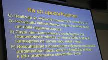 Beseda o větrných elektrárnách na Svitavsku.