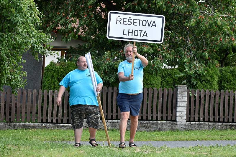 Každá Lhota je v něčem nejlepší, ale skvělé jsou všechny. Zástupci Lhot a Lehot se sešli v Suché Lhotě na Svitavsku.