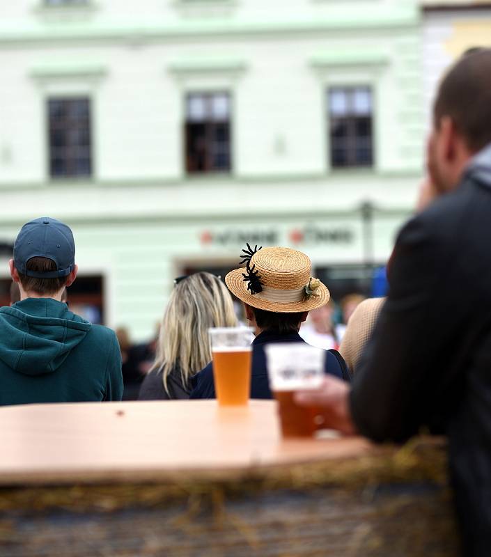 Lidé v Moravské Třebové si užili v sobotu Slamák 2021, tedy dožínkové a pivní slavnosti.