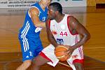 Svitavští basketbalisté nechali v zahajovacím klání na hřišti hodně sil a dočkali se za to vítězné odměny. 