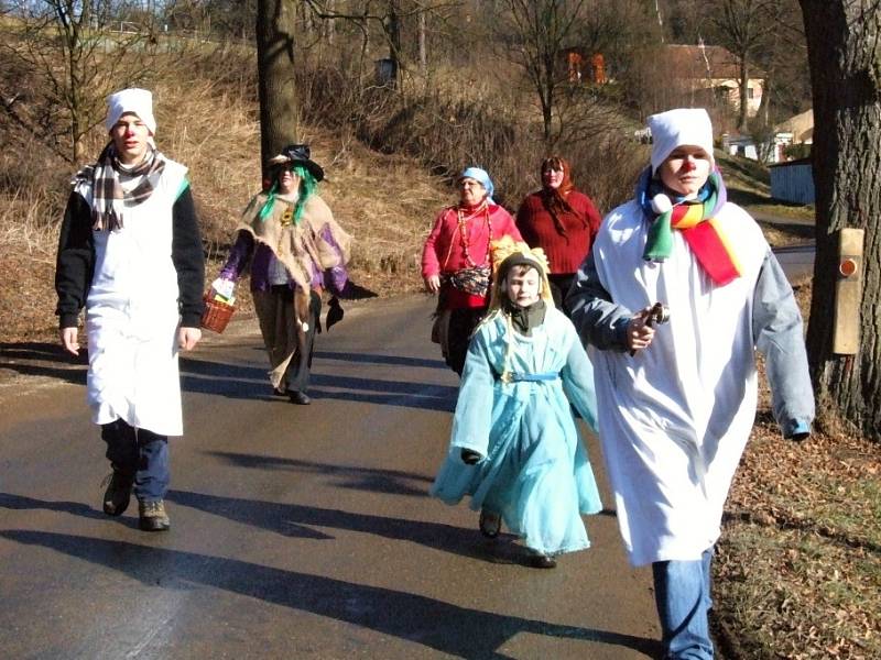 Masopustní tradice v obci Pohledy.