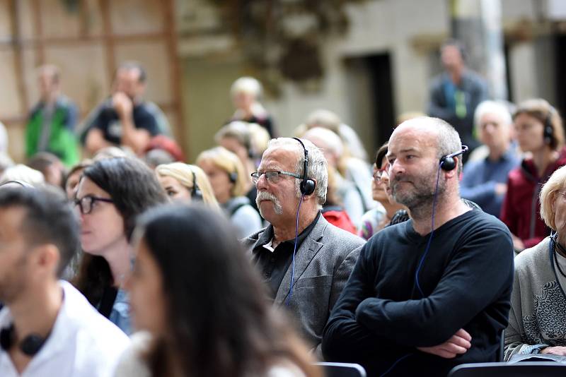 Schindlerova továrna v Brněnci na Svitavsku se promění v unikátní expozici holocaustu. Projekt představil i festival Meeting Brno.