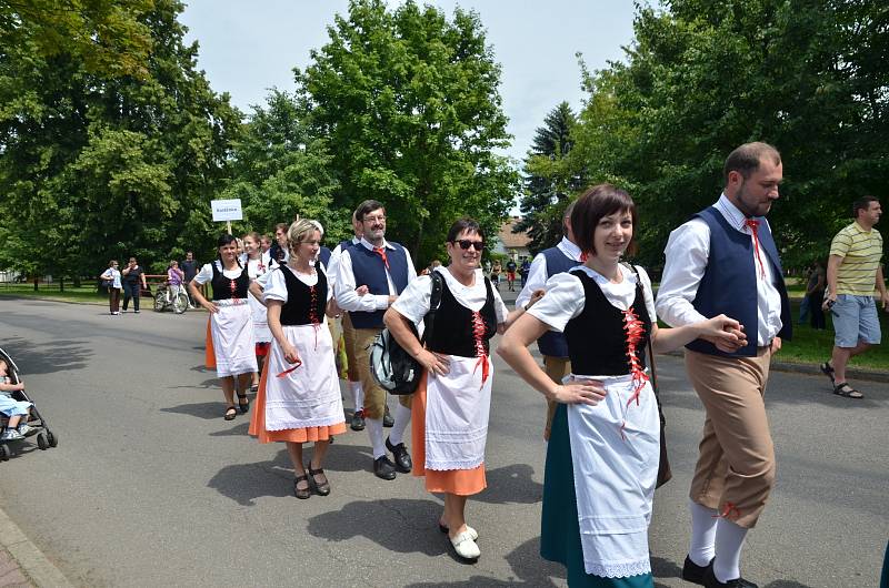 Setkali se v Kostěnicích při České besedě.  