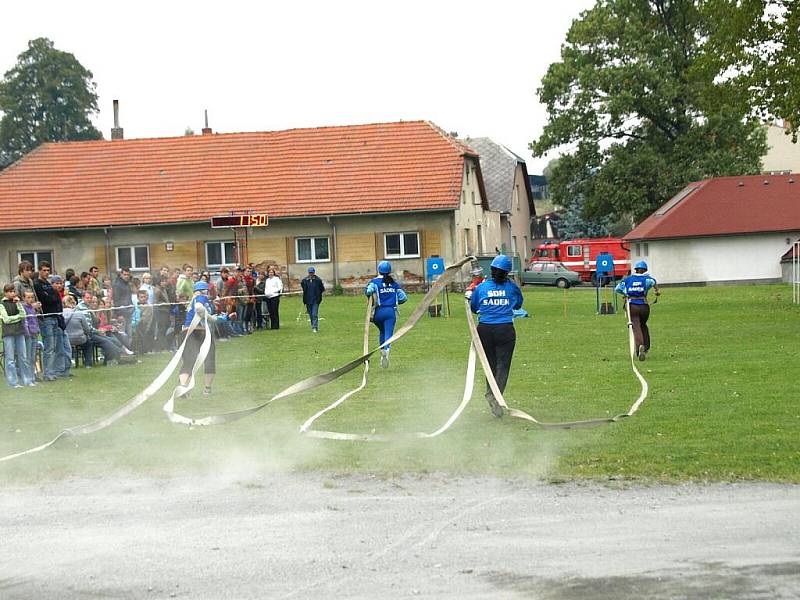 Okresní liga Svitavska v požárním útoku měla svůj poslední závod v Sádku.