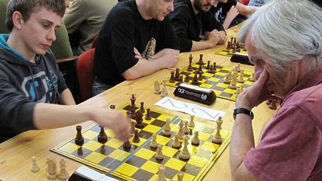 Fotogalerie: Městečko Trnávka: Šachový turnaj - Svitavský deník