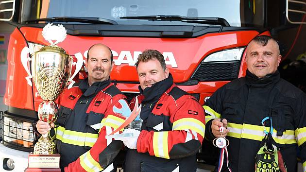 Dobrovolní hasiči přivezli z mistrovství republiky ve vyprošťování bronzovou medaili.