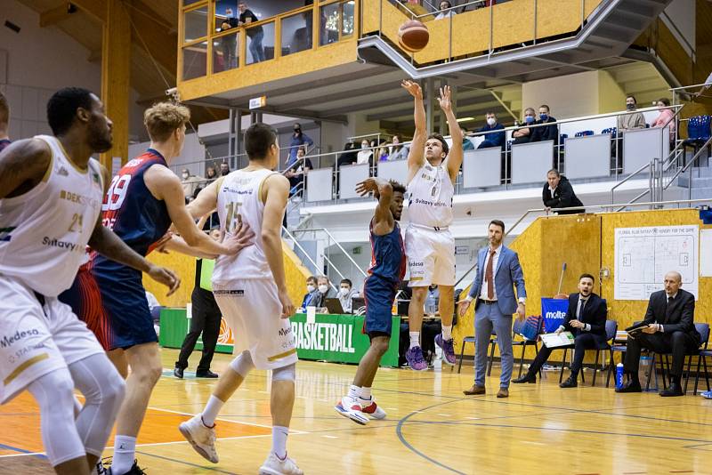 Dekstone Tuři Svitavy vs. Basket Brno.