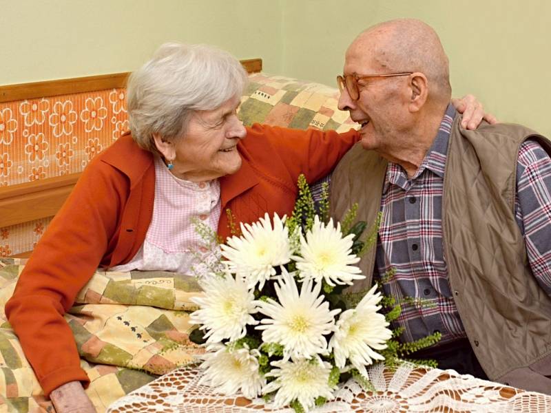 Manželé Zemanovi slaví 74.výročí od svého sňatku