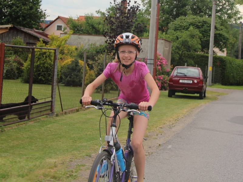 Toulovcův budislavský triatlon.