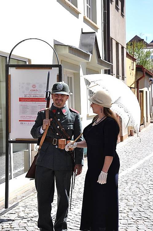 Zahájení lázeňské sezony se v Litomyšli uskutečnilo o víkendu ve velkém stylu. Procházka po kolonádě, koncerty, divadlo, výstavy a další akce. 