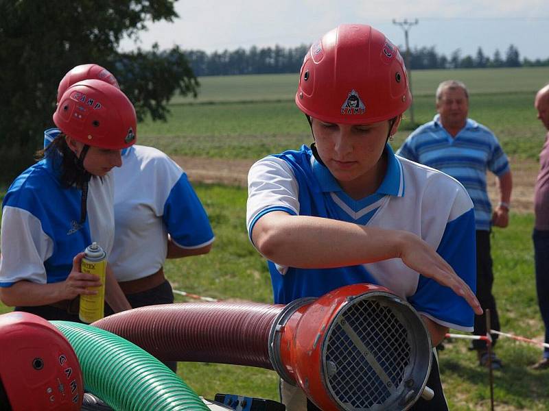 Svitavská liga 2011 v požárním útoku začala v Lubné.