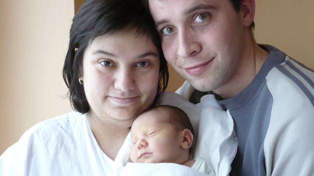 DOMINIK  SOUKUP. Chlapeček se manželům Petře a Jiřímu Soukupovým  narodil ve čtvrtek 5. února ve 2.35 hodin.Vážil 3,7 kilogramu a měřil 51 centimetrů. Bydlet bude v Čisté u Litomyšle.