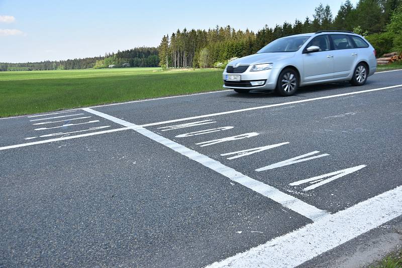 Čechy a Morava, "nová" hranice na silnicích ve svitavském okrese.