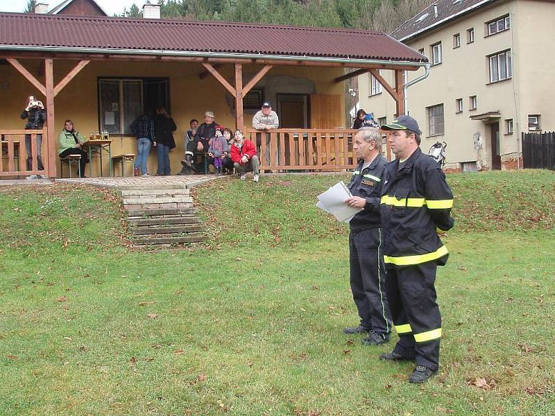 Hasičské cvičení v Bělé nad Svitavou.