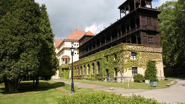 Historické lehárny jsou spolu s dalšímu budovami Odborného léčebného ústavu v Jevíčku kulturní památkou. Foto: archiv OLÚ