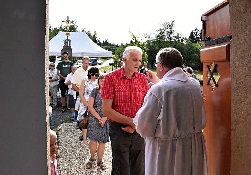 V pátek 9. srpna 2019 biskup Jan Vokál po dokončené opravě požehnal kostel sv. Josefa v Koclířově nad tunelem v osadě Hřebeč.