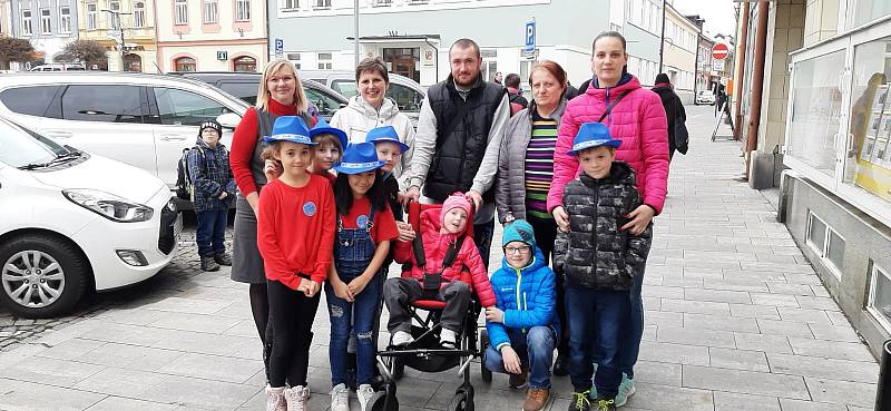 Třiašedesát tisíc korun vydělali desetiletí školáci z Poličky během dvouměsíčního projektu Abeceda peněz.