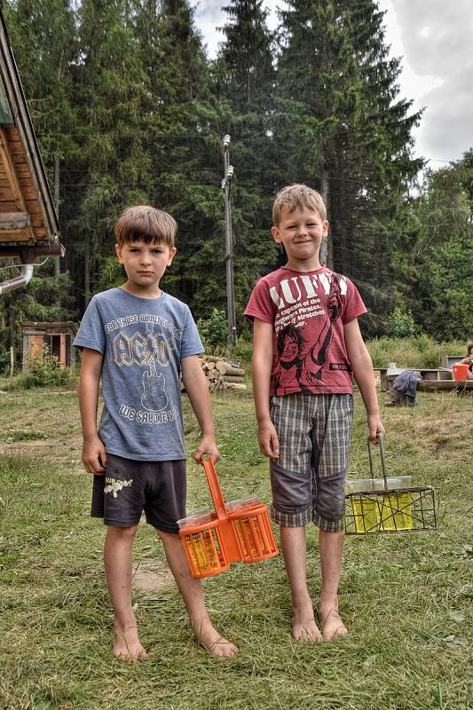 LOUKY v Pusté Rybné se musí sekat s citem, rostou tady totiž vzácné druhy rostlin.