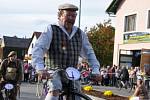 Biskupické kaléšek 2012 - festival dobré pálenky. K němu patří už jedenáct let závod historických velocipedů.