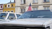 Americké vozy dorazily na litomyšlské náměstí.