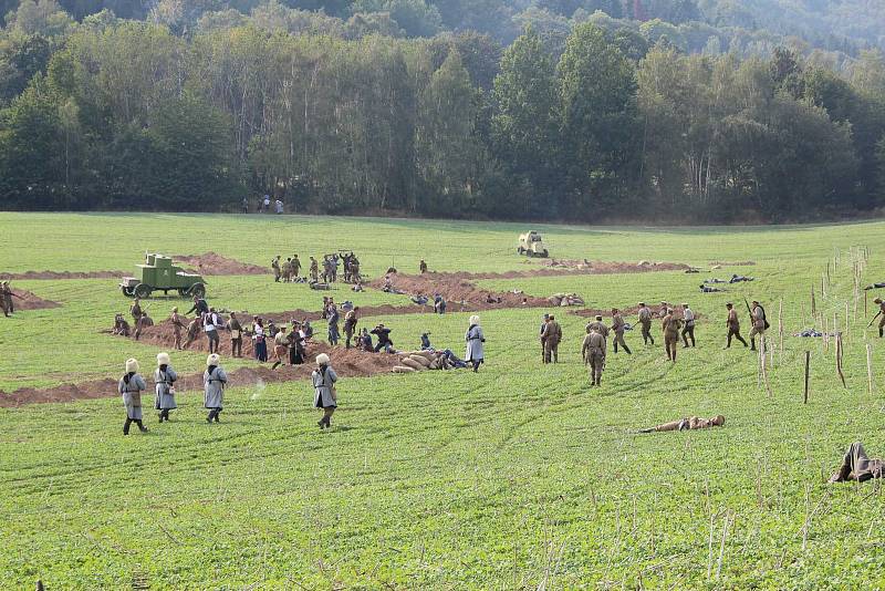 Historická bitva v Mladějově na Moravě připomněla období první světové války. Na bitevním poli se utkali vojáci ruské a rakouské armády.