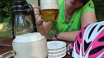 Močidlo je pivní studánka v Lubné na Poličsku. Pivo se tu platí přes QR kód.