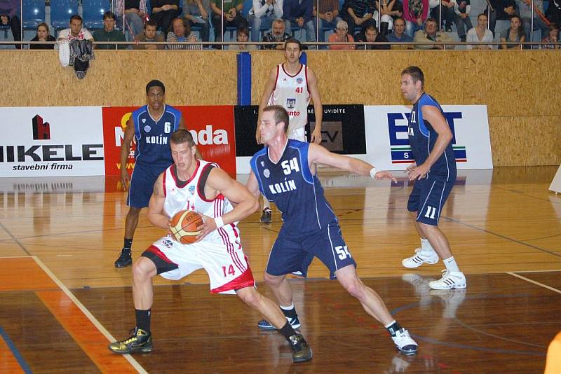 Svitavy podlehly Kolínu. Svitavské naděje vydržely pouze poločas. Středočeši v dalším průběhu využili svitavského střeleckého výpadku a dokráčeli k výhře.  