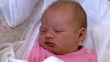 DOMINIKA DOHNALOVÁ. Narodila se 5. března Martině a Rostislavovi z Poličky. Měřila 50 centimetrů  a vážila 3,25 kilogramu. Má sourozence Julinku a Rostíka.