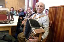 V Korouhvi se poprvé sešli harmonikáři.