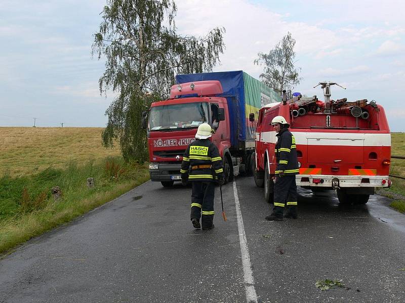 Průtrž mračen zkomplikovala dopravu na Svitavsku.