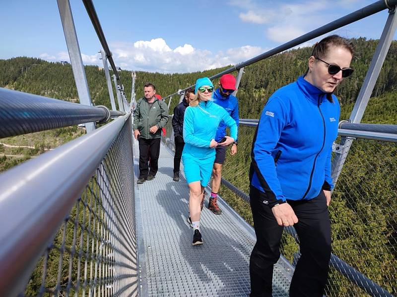 První návštěvníci Sky Bridge na Dolní Moravě, 13.5.2022