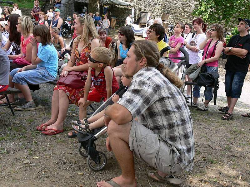 Víkend na gotickém hradě Svojanov.