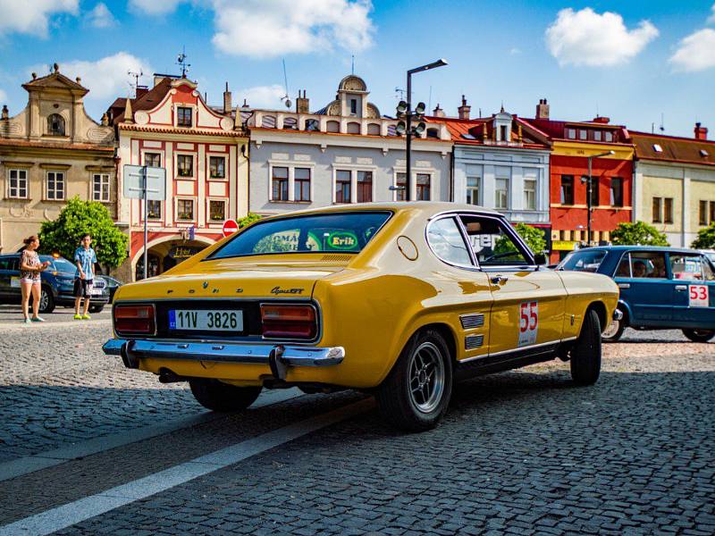 Z desátého ročníku Oldtimer Bohemia Rally v Mladé Boleslavi.