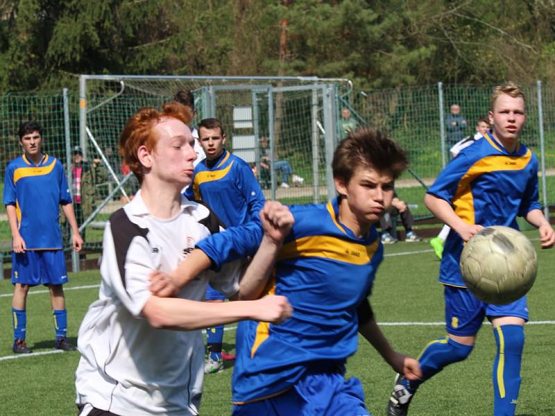 Krajský přebor mladšího dorostu: Mnichovo Hradiště U17 - Neratovice U17