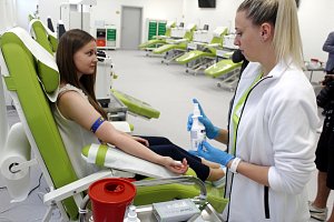 Nové odběrové centrum krevní plazmy bylo slavnostně otevřeno ve čtvrtek dopoledne v Mladé Boleslavi.