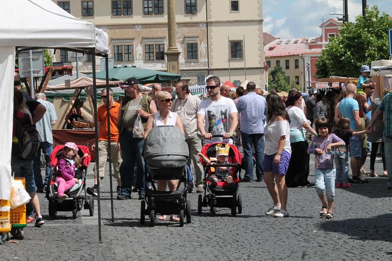 Slavnosti v Mladé Boleslavi si nenechalo ujít několik stovek návštěvníků