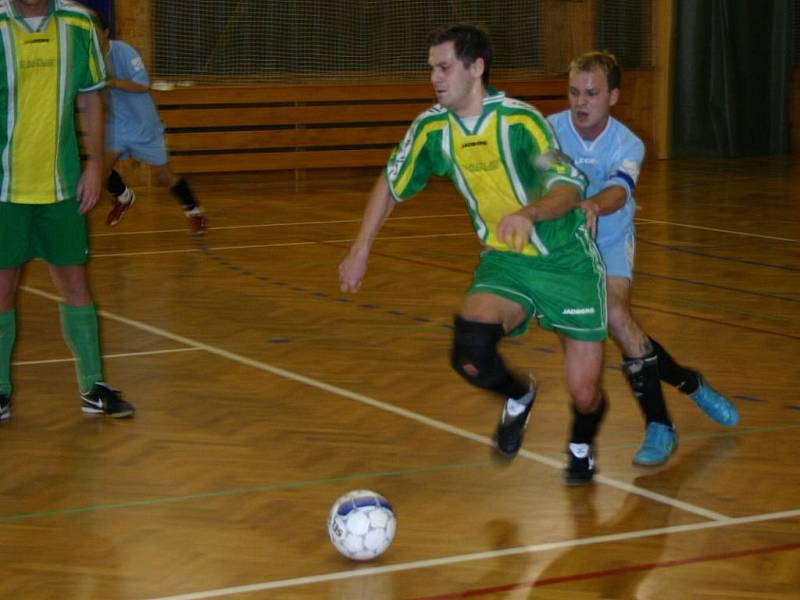 Okresní futsalová liga: Bang - DFK