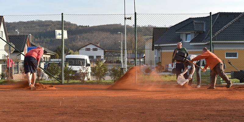 Členové sportovního klubu SA Kolomuty se připravovali na letošní sezónu.