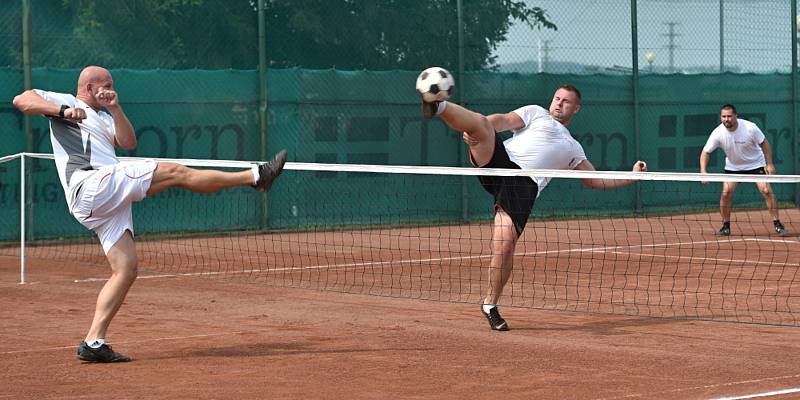 Nohejbalový turnaj se uskutečnil v přátelské atmosféře v Kolomutech.