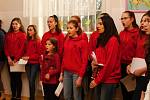 Studenti mladoboleslavského Osmiletého gymnázia opět navštívili ženské oddělení LDN v Kosmonosích.