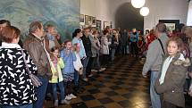 V rámci výstavy Hradiště a Hradišťáci v 70. a 80. letech, která se koná v městském muzeu Mnichovo Hradiště až do 31. října, se v jeho prostorách uskutečnil speciální retro večer.