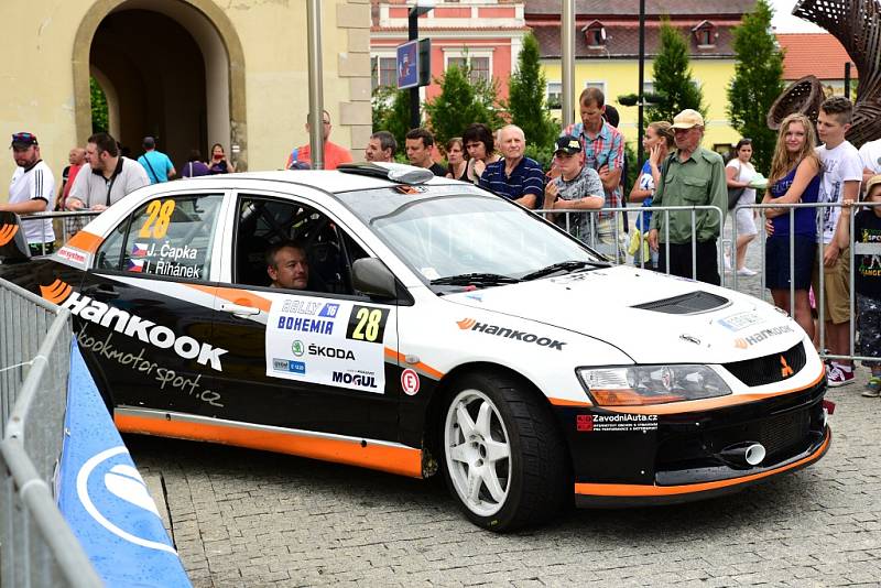 Rally Bohemia 2016 odstartovala v Mladé Boleslavi