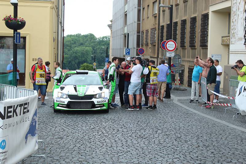 Vítězem čtyřiačtyřicátého ročníku Rally Bohemia se stala posádka ve složení Jan Kopecký a Pavel Dresler, kteří na start vyrazili s číslem jedna.