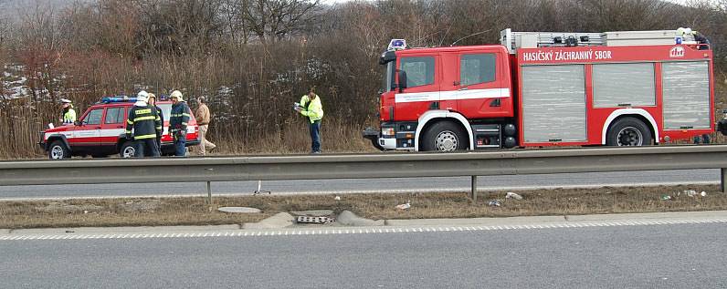 Hromadná nehoda na R10 mezi Bezděčínem a Mladou Boleslaví.