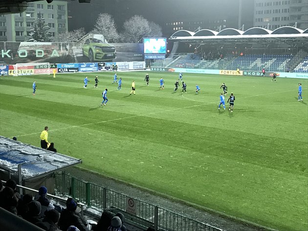 Zimní podmínky panovaly na zápase Mladé Boleslavi s Plzní