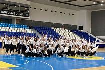 Střední zdravotnická škola v Mladé Boleslavi se zapojila do projektu v rámci televizní soutěže StarDance - tančí celá škola.